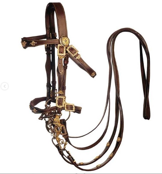 CABEZADA MARJOMAN MODELO PORTUGUEZ DE CORTESÍA DOBLE RIENDA.