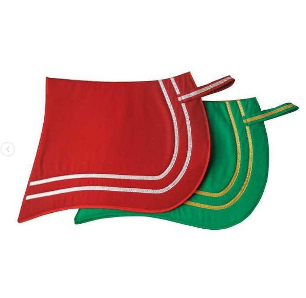 MANTILLA MARJOMAN DE ALTA ESCUELA EN PAÑO DE LANA CON PICO MODELO